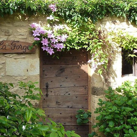 Domaine De Cournet Haut, A 17Th Century Property Set On A Calm, Idyllic Domain With Pool, Tennis, Bikes And More Les Vauries Exterior photo