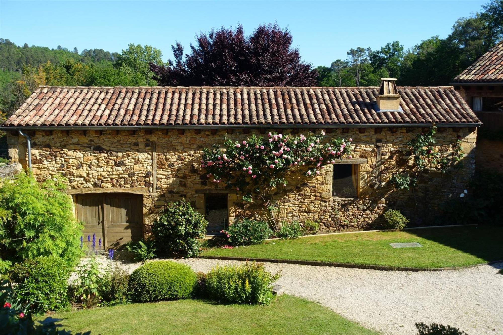 Domaine De Cournet Haut, A 17Th Century Property Set On A Calm, Idyllic Domain With Pool, Tennis, Bikes And More Les Vauries Exterior photo
