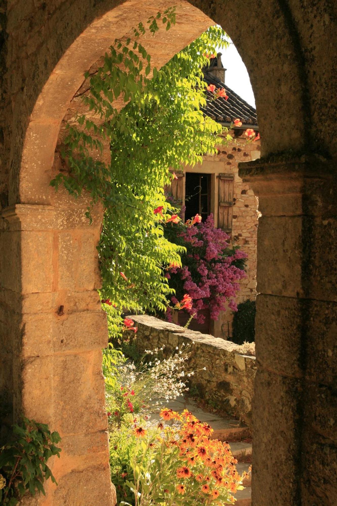 Domaine De Cournet Haut, A 17Th Century Property Set On A Calm, Idyllic Domain With Pool, Tennis, Bikes And More Les Vauries Exterior photo
